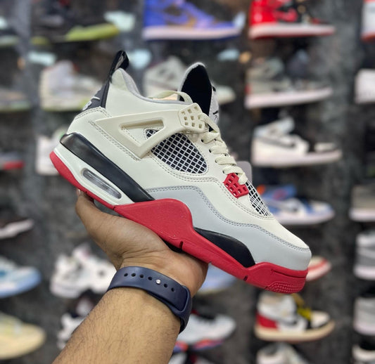 Jordan Retro 4 S Fire - Shoe Boxs