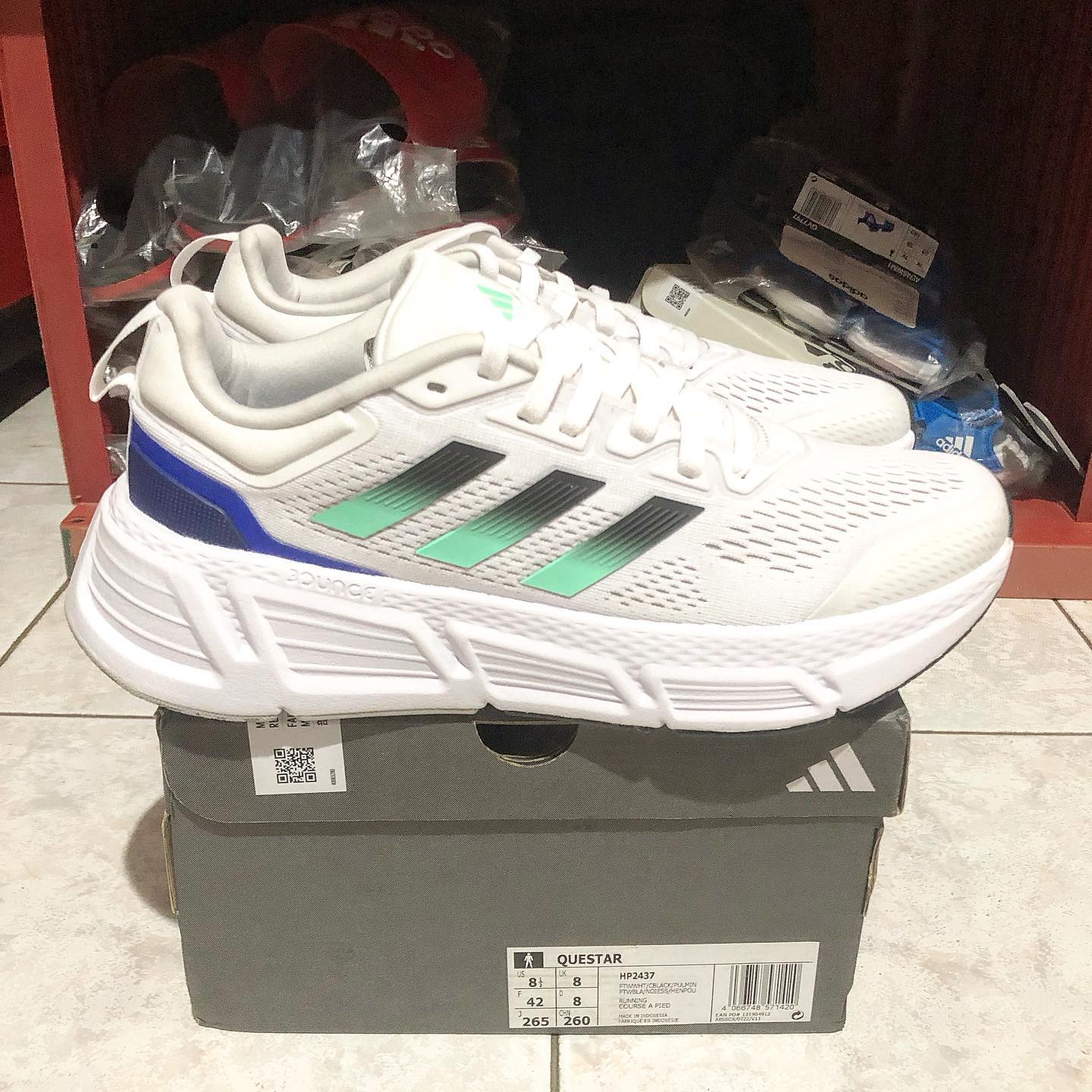 Adidas Quester White - Shoe Boxs