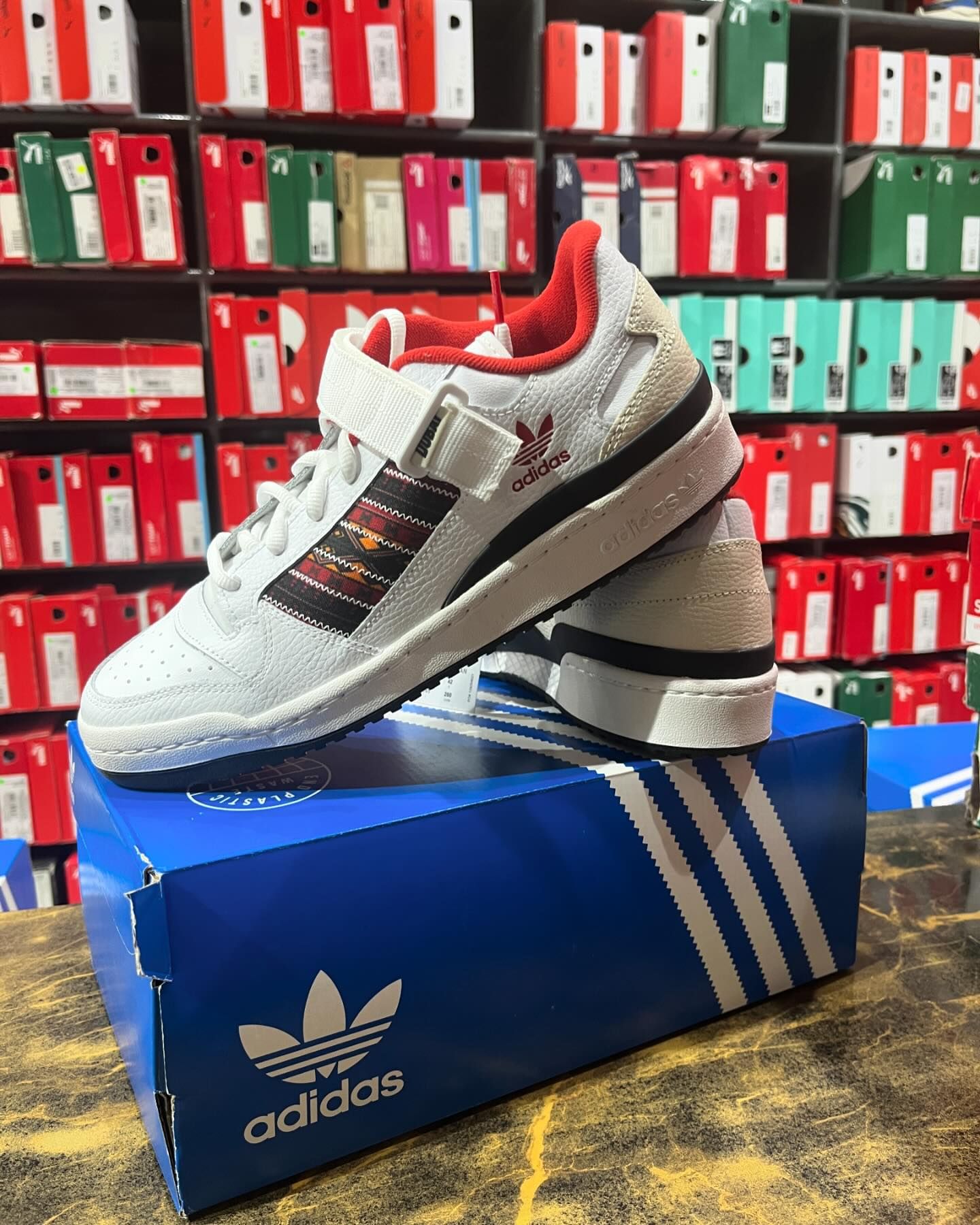 Adidas Forum Low Dubai Cit White - Shoe Boxs