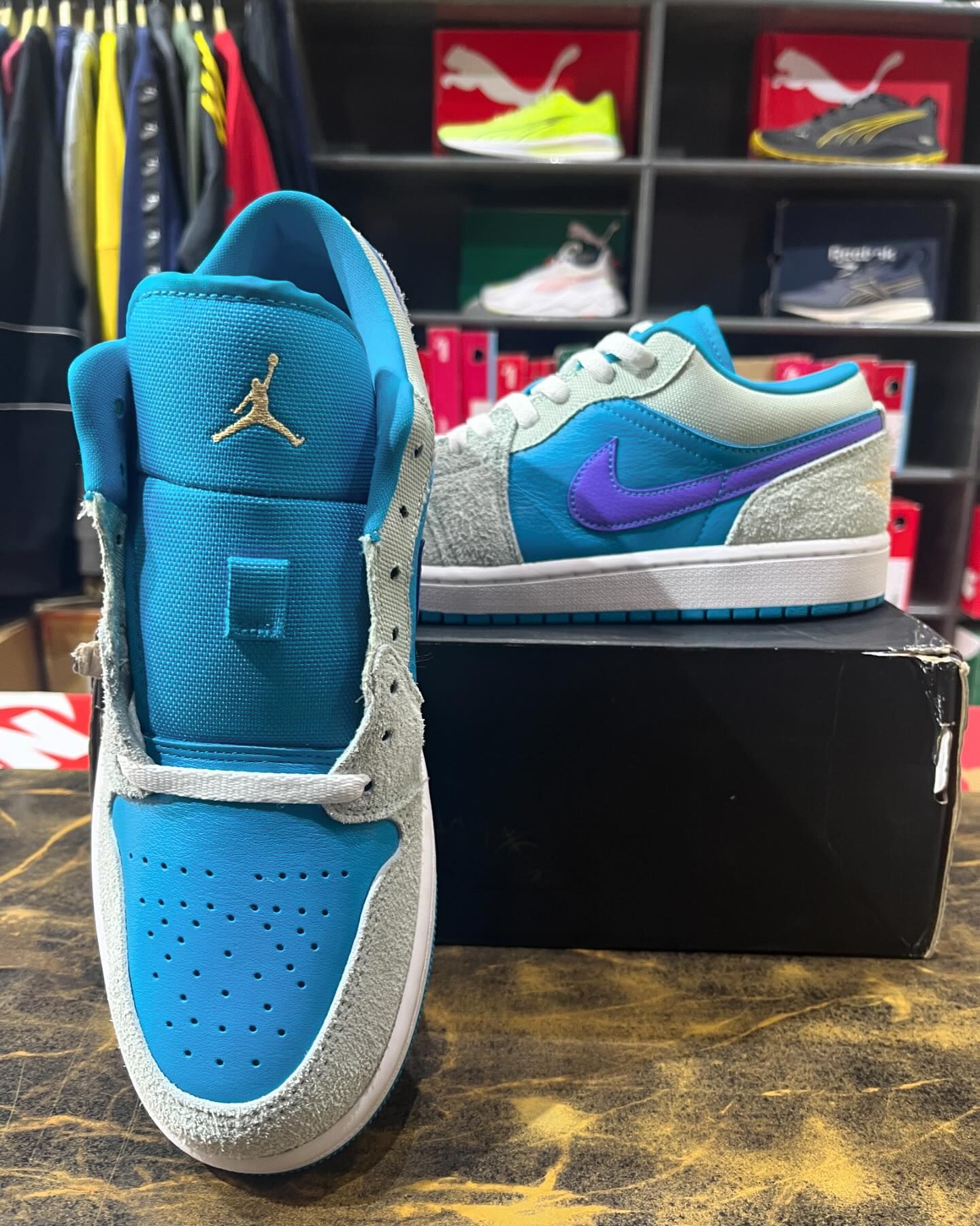 Nike Air Jordan 1 Low SE - Shoe Boxs