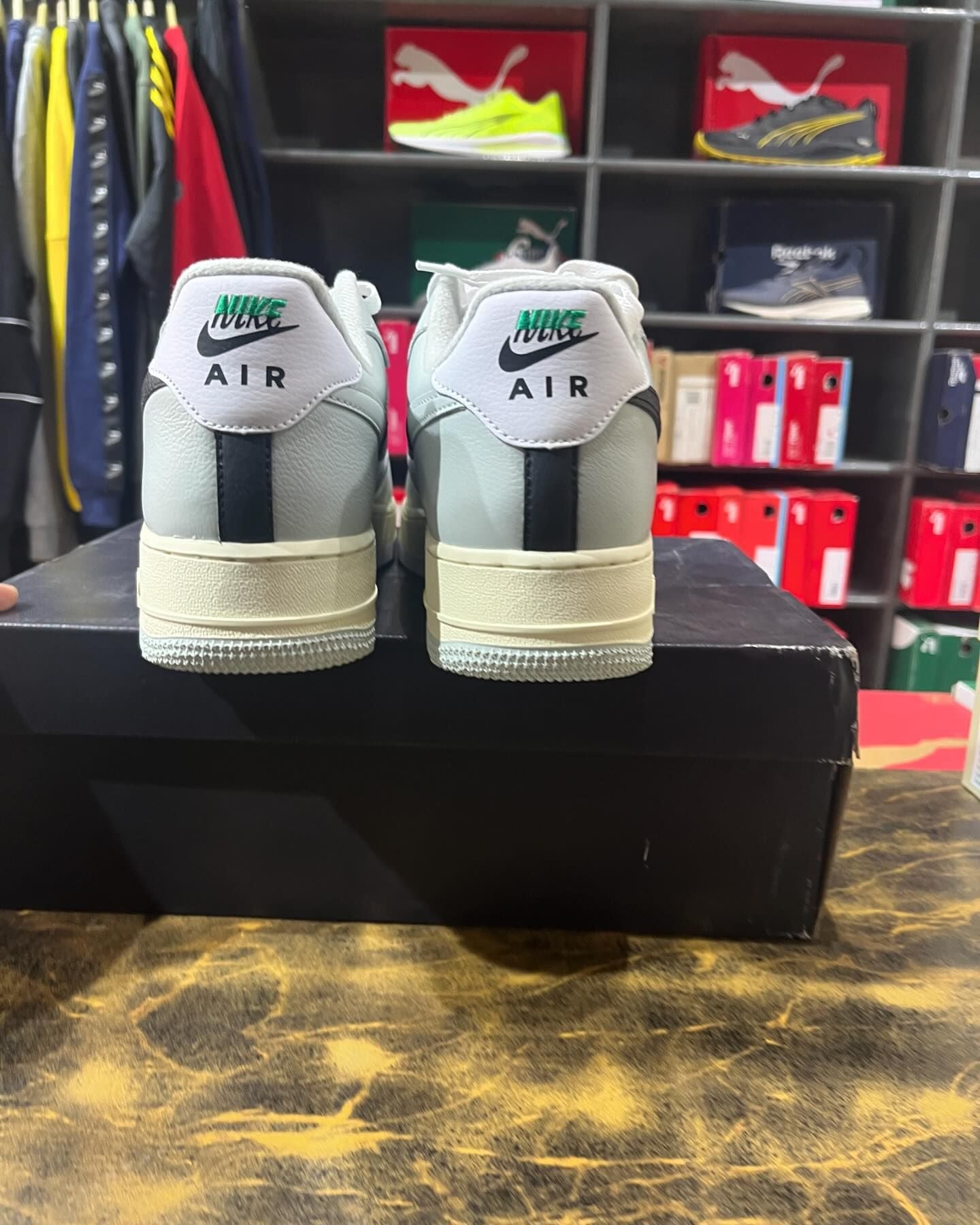 Nike Airforce 1 '07 LV8 - Shoe Boxs