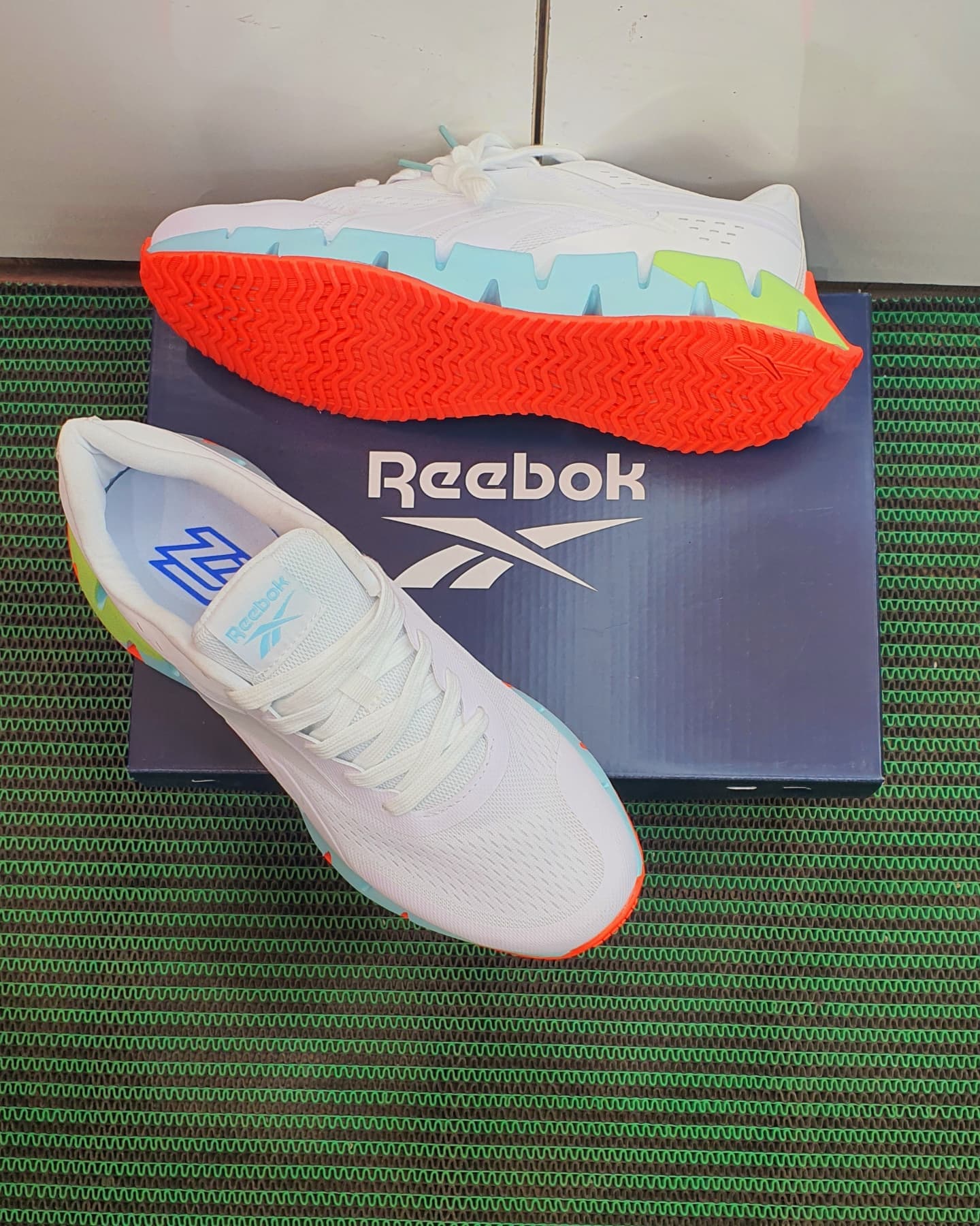 Reebok Zig Daynamica White - Shoe Boxs